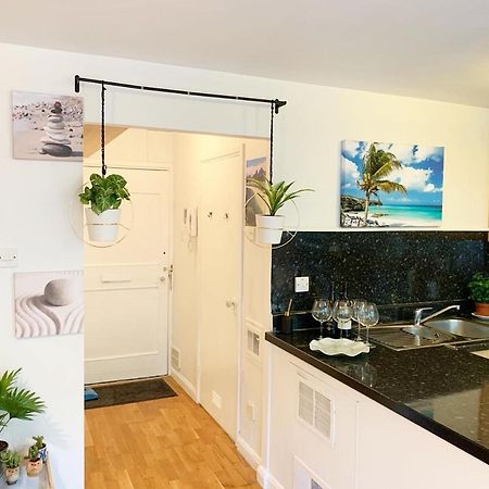 Garden Beautiful Cozy Flat , Recent Decorated. Apartment London Bagian luar foto