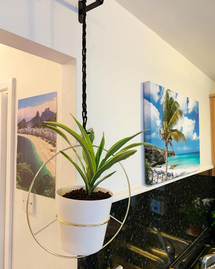 Garden Beautiful Cozy Flat , Recent Decorated. Apartment London Bagian luar foto