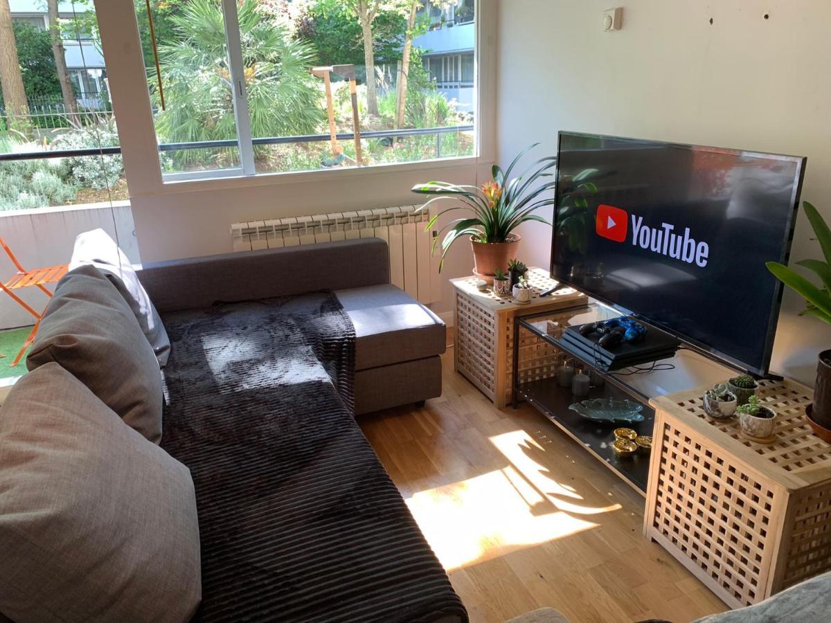 Garden Beautiful Cozy Flat , Recent Decorated. Apartment London Bagian luar foto