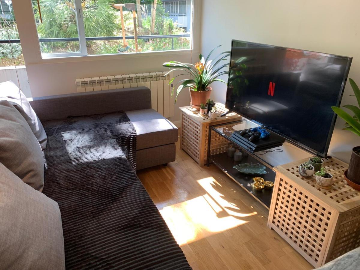 Garden Beautiful Cozy Flat , Recent Decorated. Apartment London Bagian luar foto