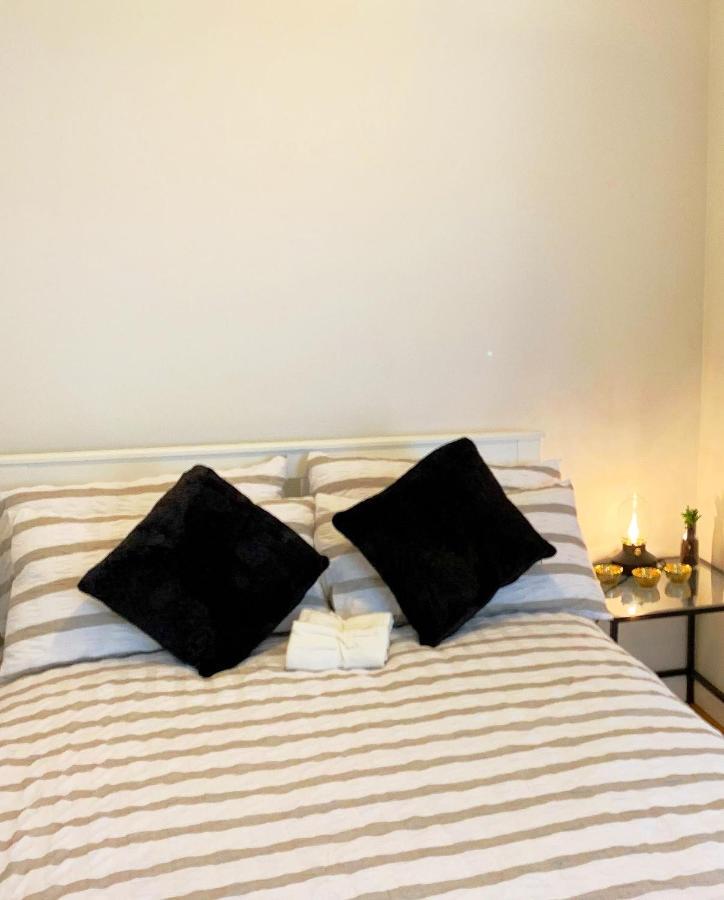 Garden Beautiful Cozy Flat , Recent Decorated. Apartment London Bagian luar foto