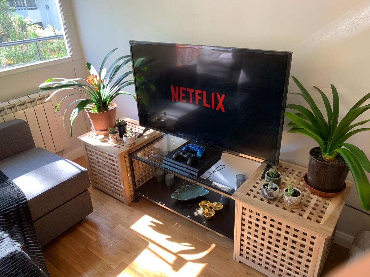 Garden Beautiful Cozy Flat , Recent Decorated. Apartment London Bagian luar foto